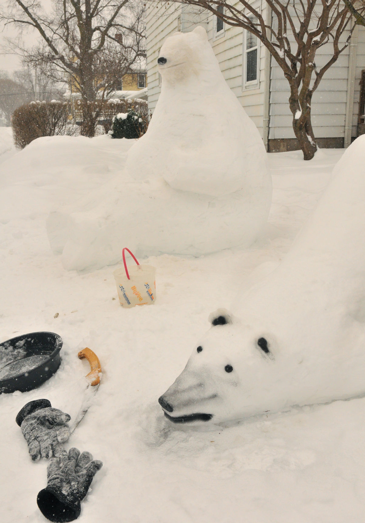 Polar bear snow sculpture